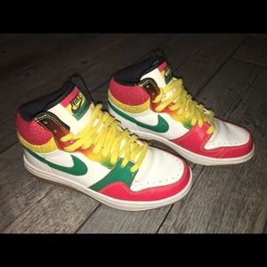 Nike Women’s Court Force High 6.5 Jamaica Edition